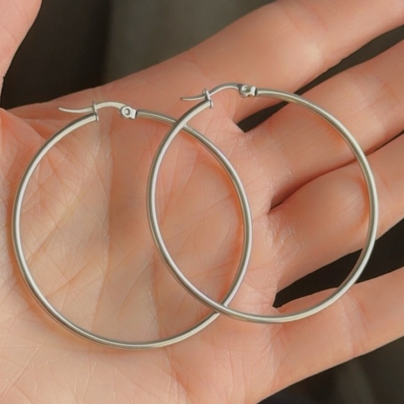 Stainless Steel Non Tarnish Classic Hoop Earrings 50mm - Picture 5 of 12
